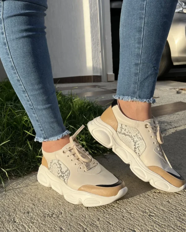 Tenis en cuero