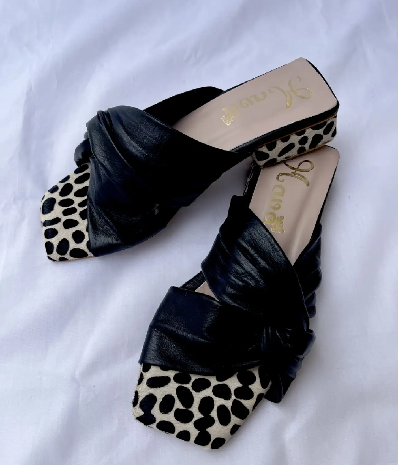 Sandalia plana suave sueca